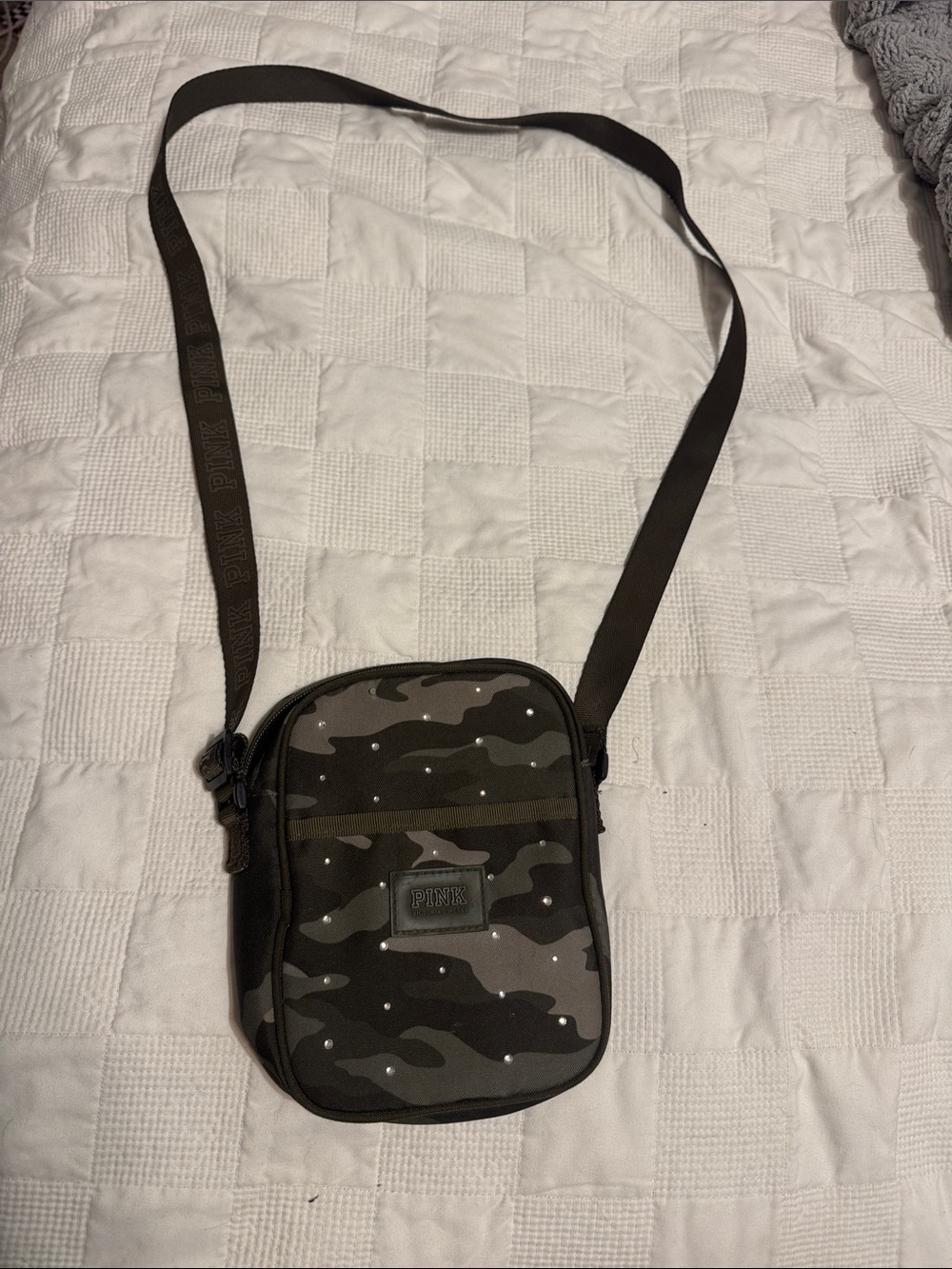 PINK Victoria's Secret Camo Crossbody Bag - Olive/green